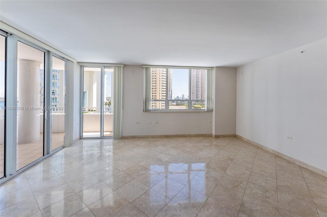 801 Brickell Key Blvd, Unit 1012, Miami, FL 33131 Photo