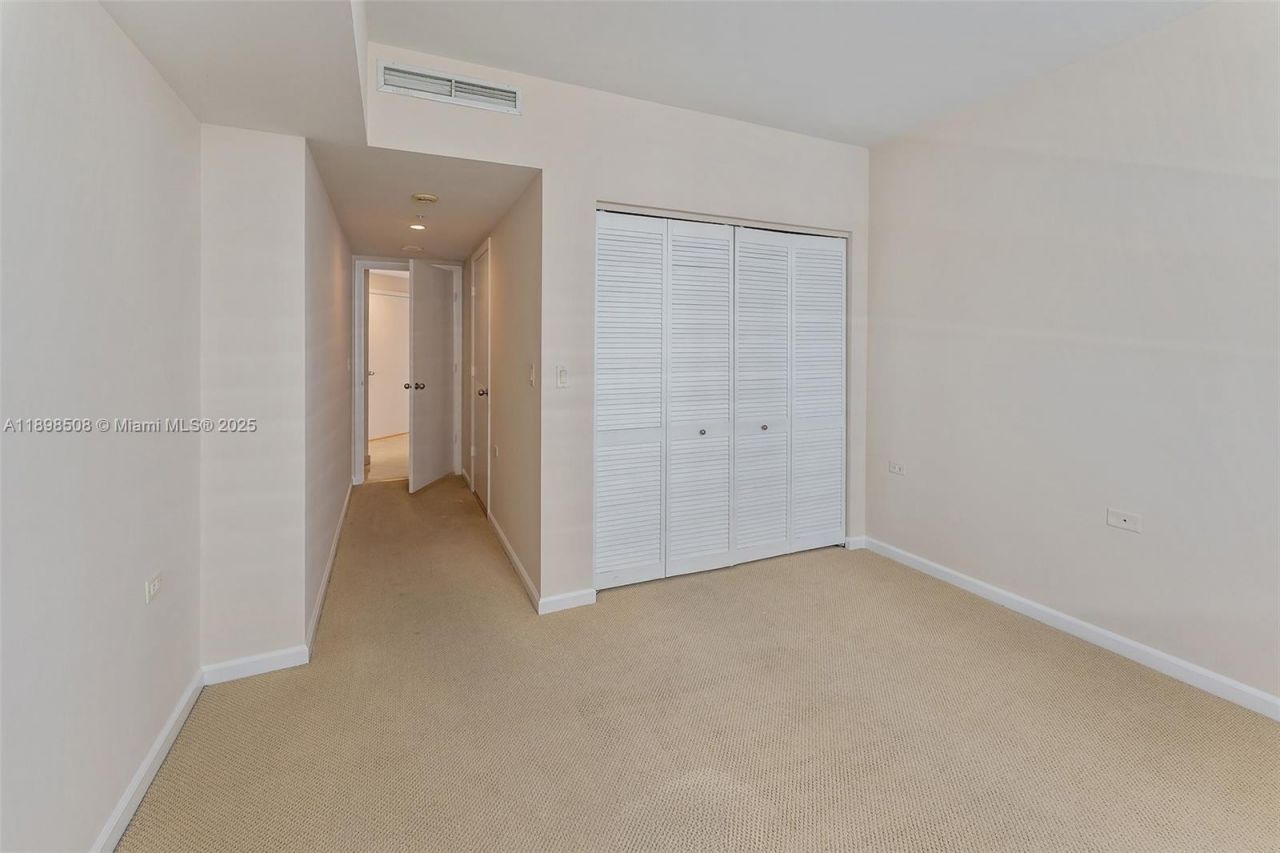 801 Brickell Key Blvd, Unit 1012, Miami, FL 33131 Photo