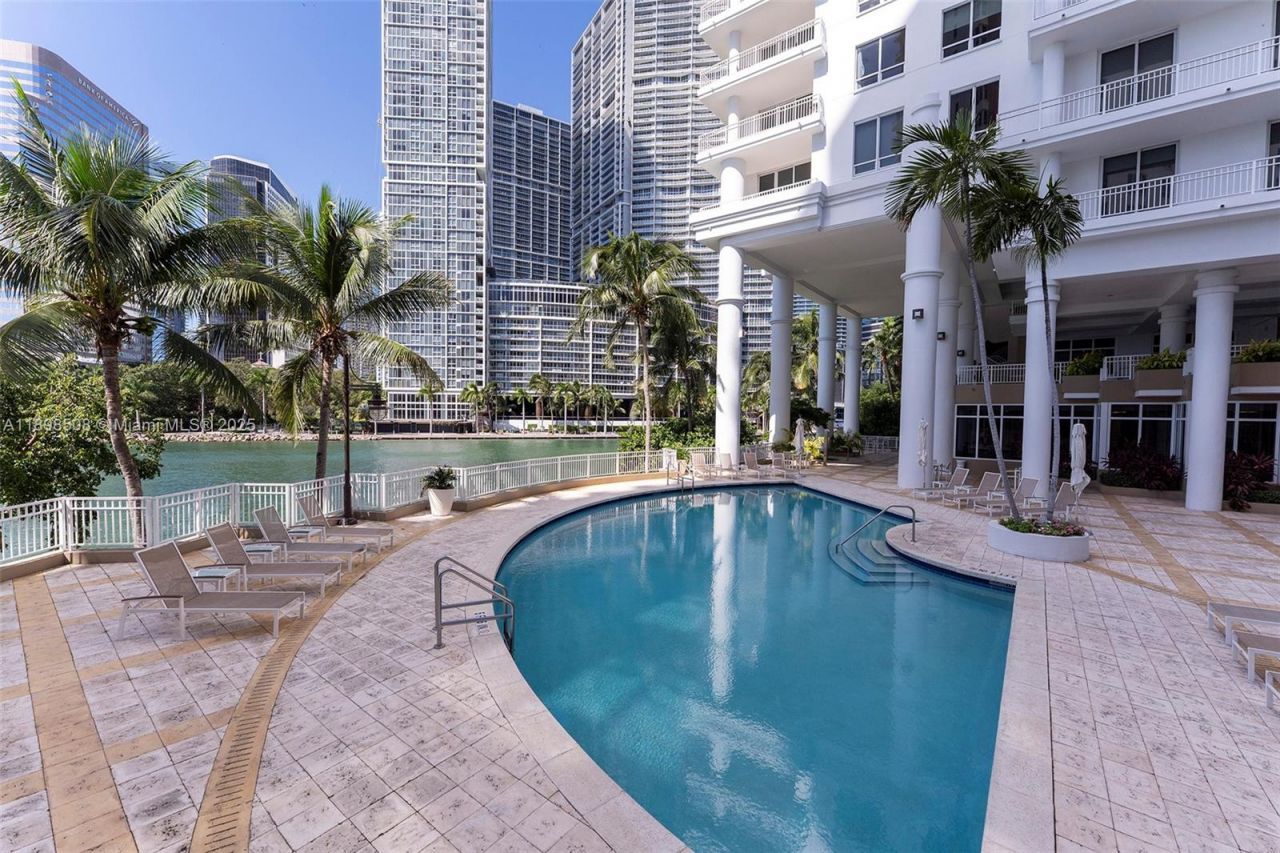 801 Brickell Key Blvd, Unit 1012, Miami, FL 33131 Photo
