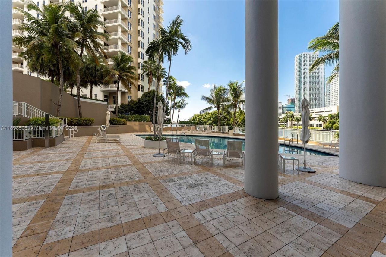 801 Brickell Key Blvd, Unit 1012, Miami, FL 33131 Photo