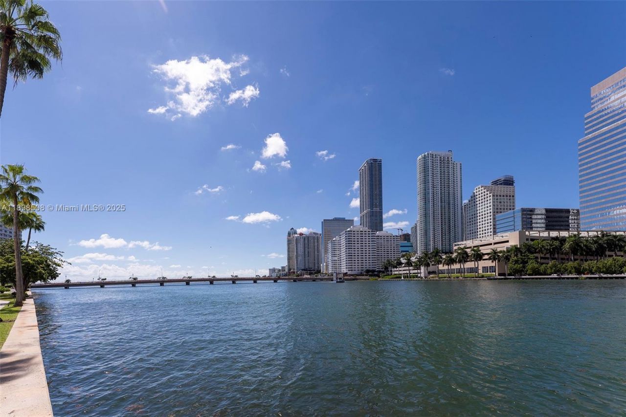 801 Brickell Key Blvd, Unit 1012, Miami, FL 33131 Photo