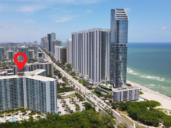 100 Bayview Dr, Unit 308, Sunny Isles Beach, FL 33160
