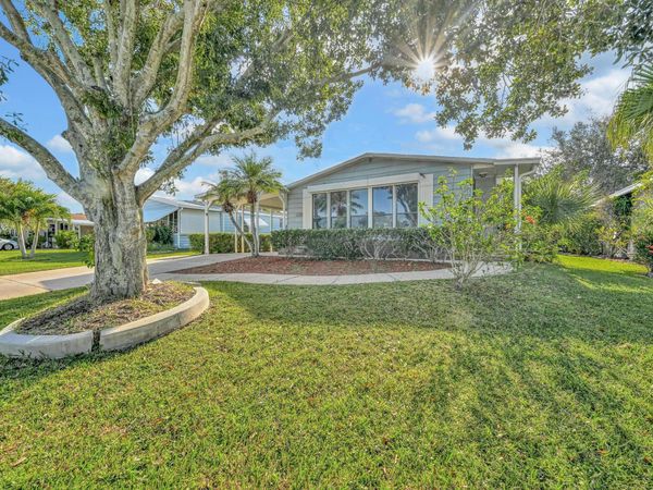 2967 Fiddlewood Circle, Port Saint Lucie, FL 34952