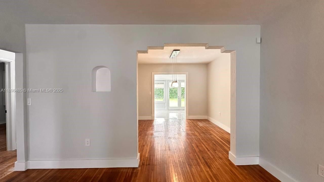 2474 SW 24th Ter, Miami, FL 33145 Photo