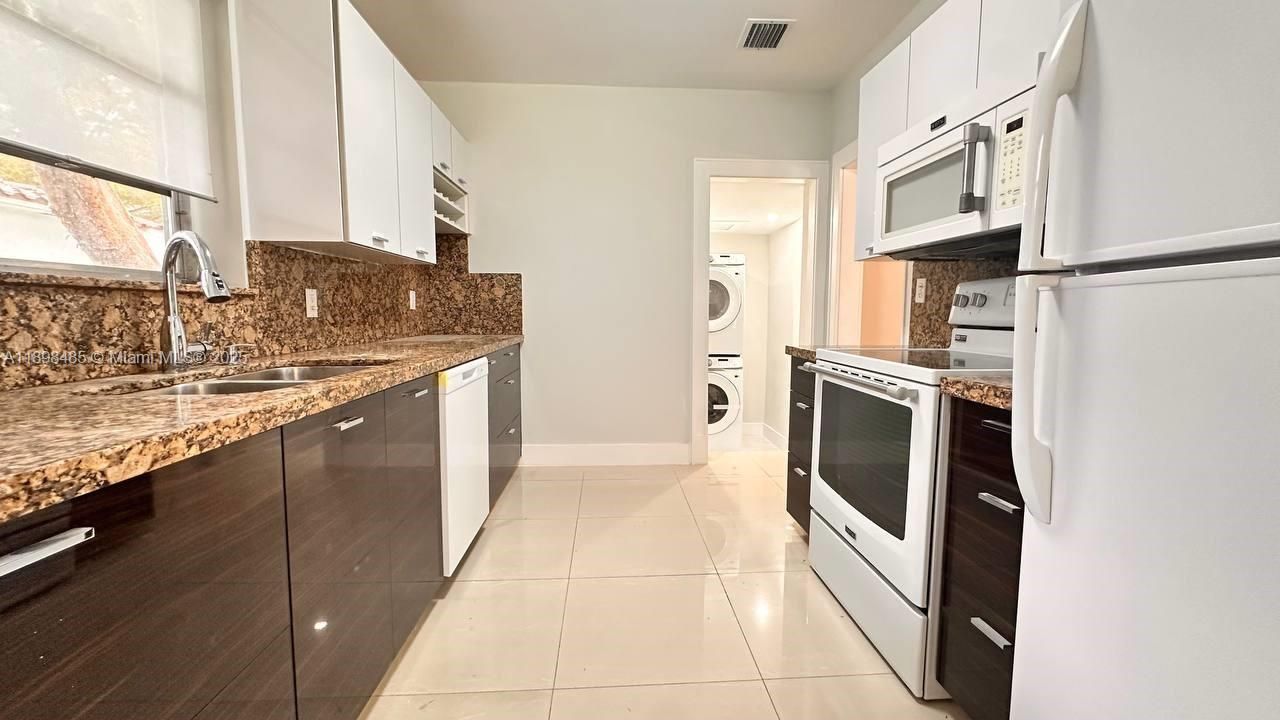 2474 SW 24th Ter, Miami, FL 33145 Photo