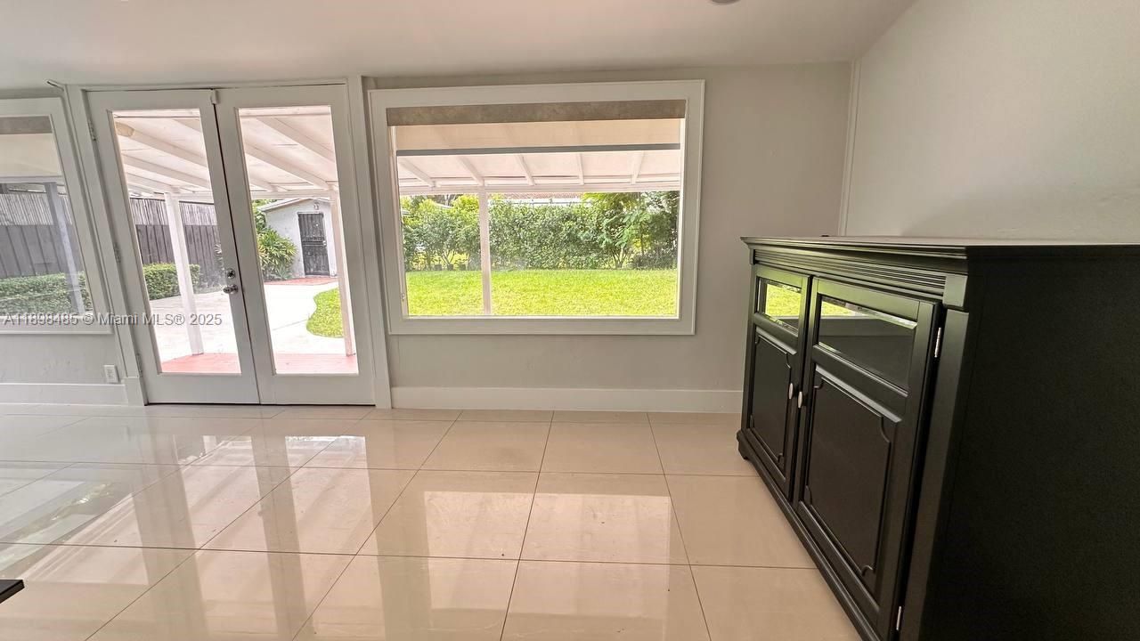 2474 SW 24th Ter, Miami, FL 33145 Photo