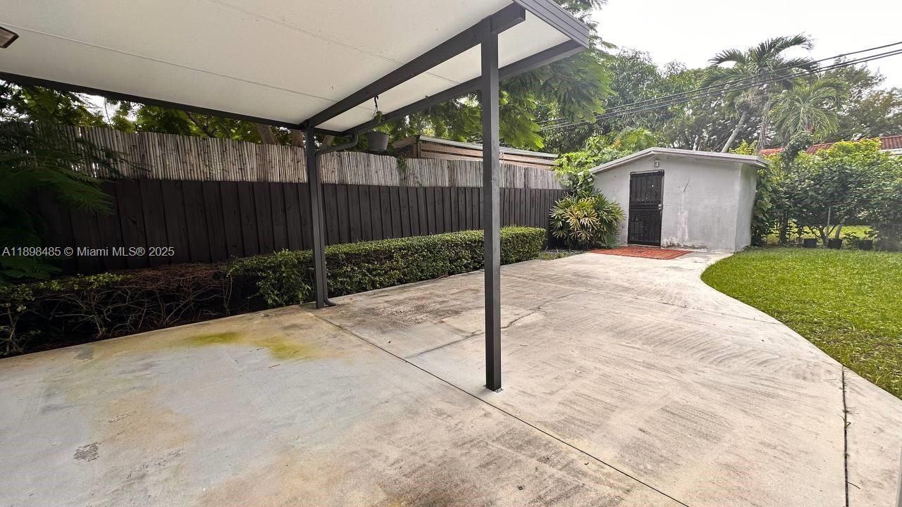 2474 SW 24th Ter, Miami, FL 33145 Photo