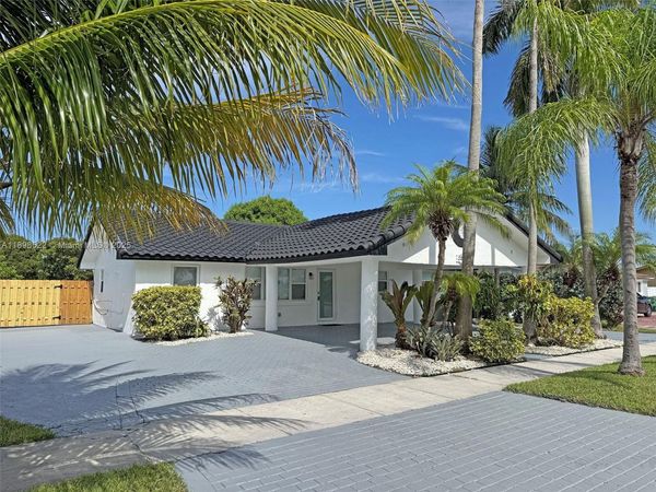22712 SW 113th Pl, Miami, FL 33170