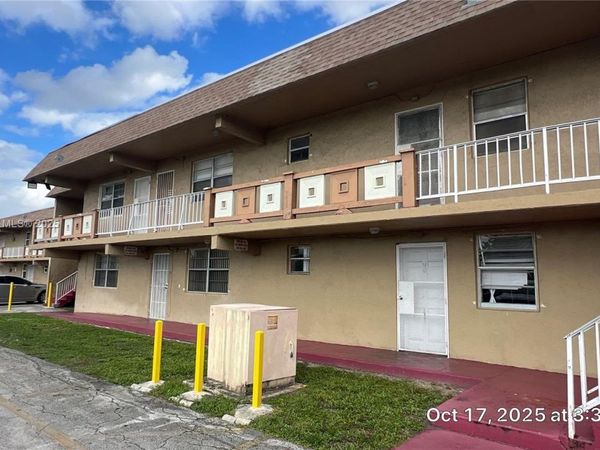 301 NW 177th St, Unit 141, Miami Gardens, FL 33169
