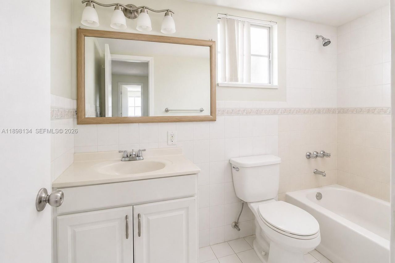 301 NW 177th St, Unit 141, Miami Gardens, FL 33169 Photo