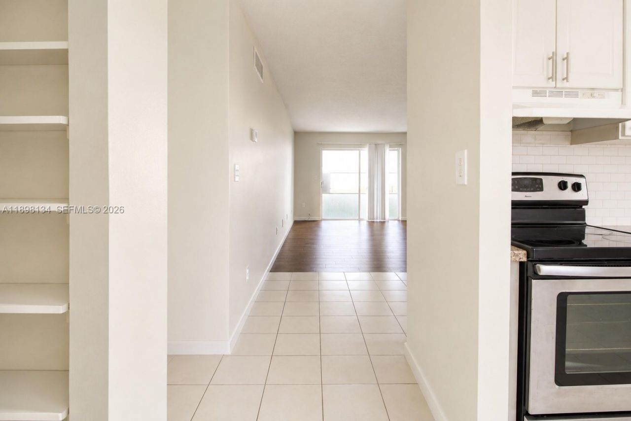 301 NW 177th St, Unit 141, Miami Gardens, FL 33169 Photo