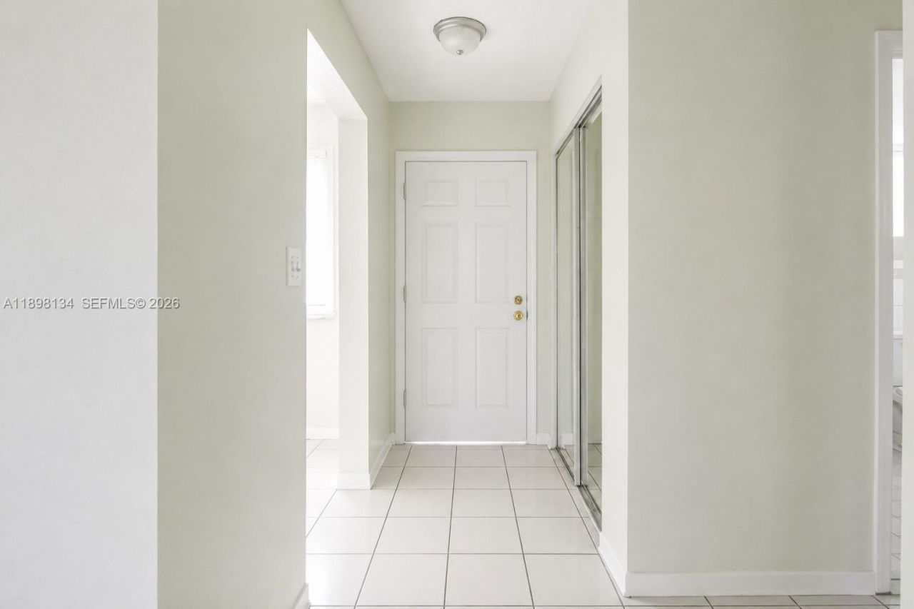 301 NW 177th St, Unit 141, Miami Gardens, FL 33169 Photo