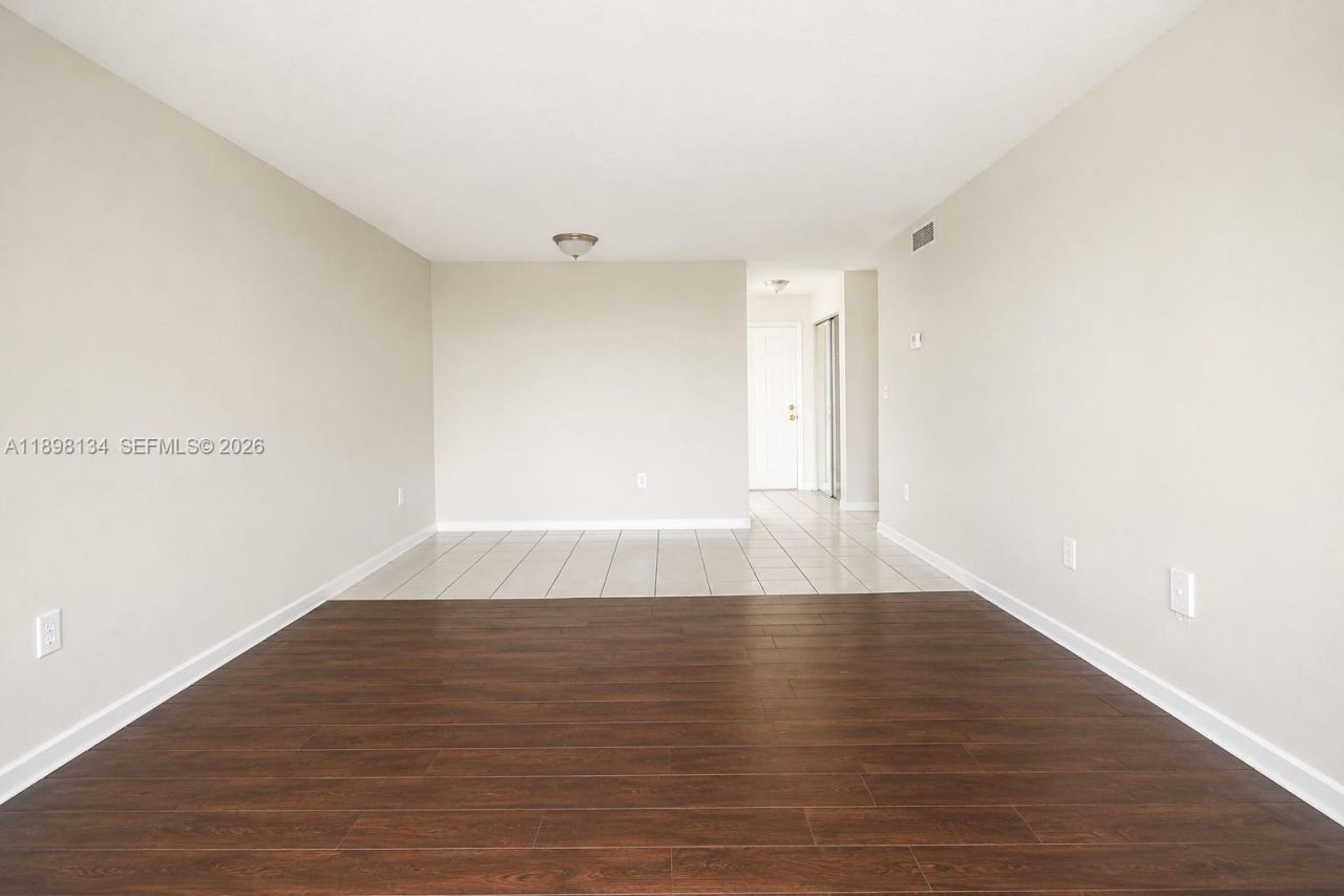 301 NW 177th St, Unit 141, Miami Gardens, FL 33169 Photo