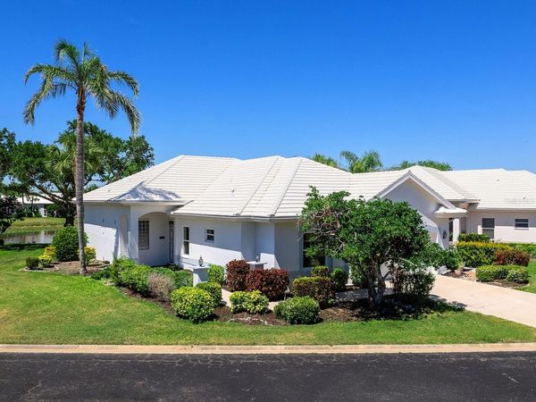 643 CROSSFIELD CIRCLE, Unit 13, VENICE, FL 34293