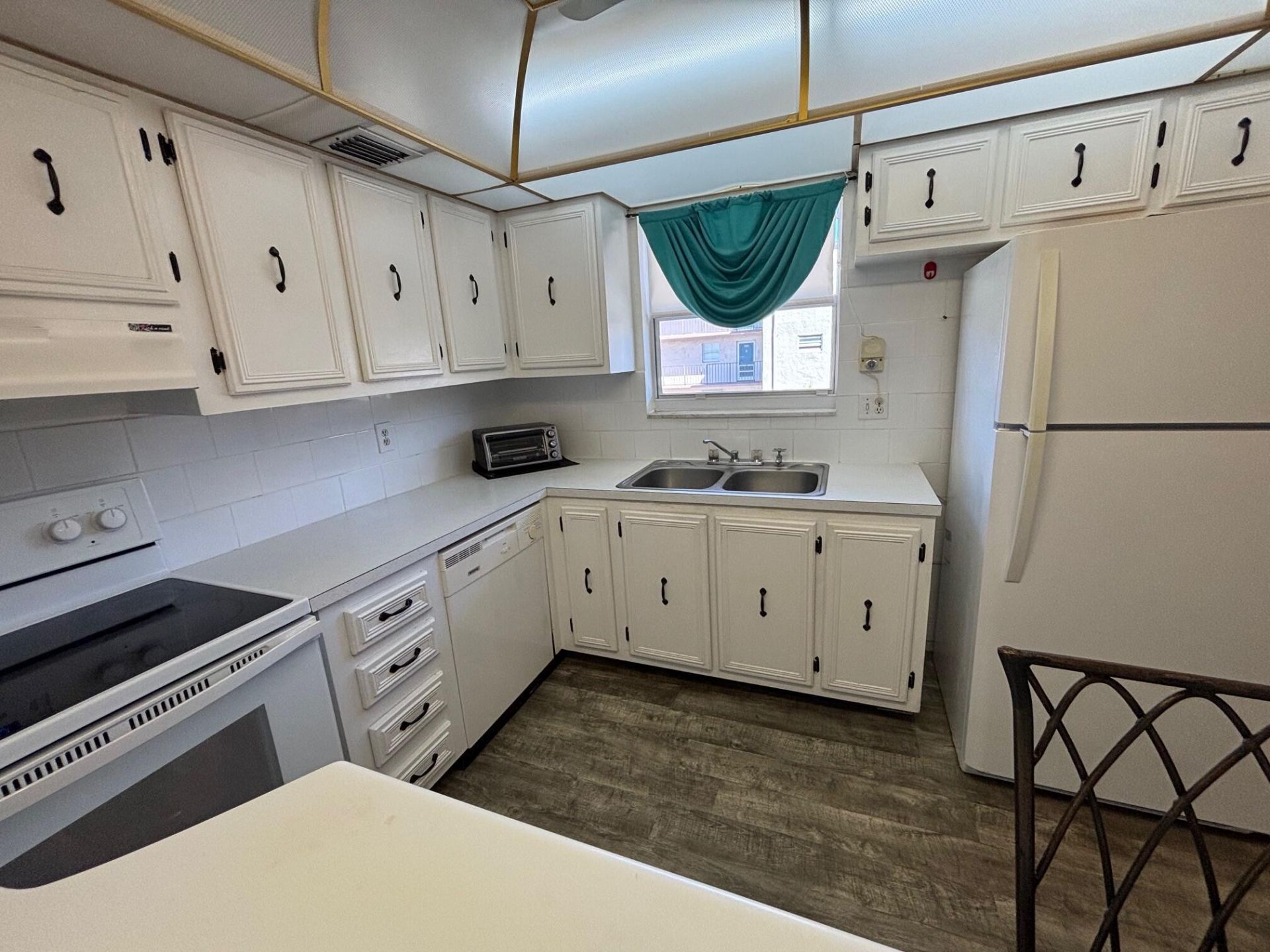 721 Lori Drive, Unit 305, Palm Springs, FL 33461 Photo