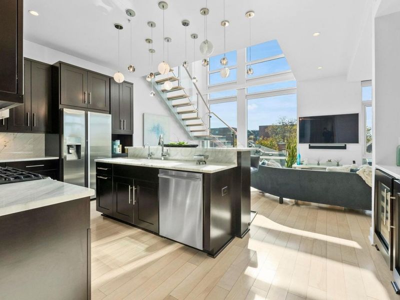 1145 N High Street, Unit 307, Columbus, OH 43201 Photo 9