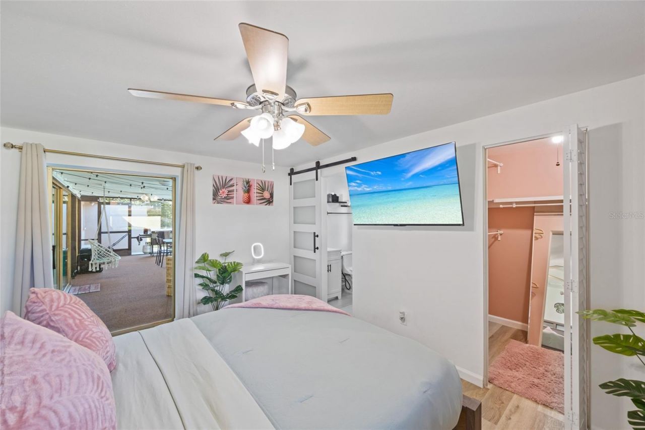 8714 W Lanway Drive, Tampa, FL 33637 Photo