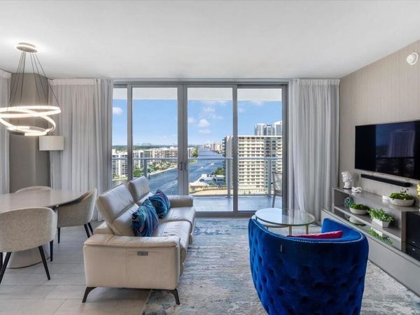 4010 S Ocean Drive, Unit R1102, Hollywood, FL 33019