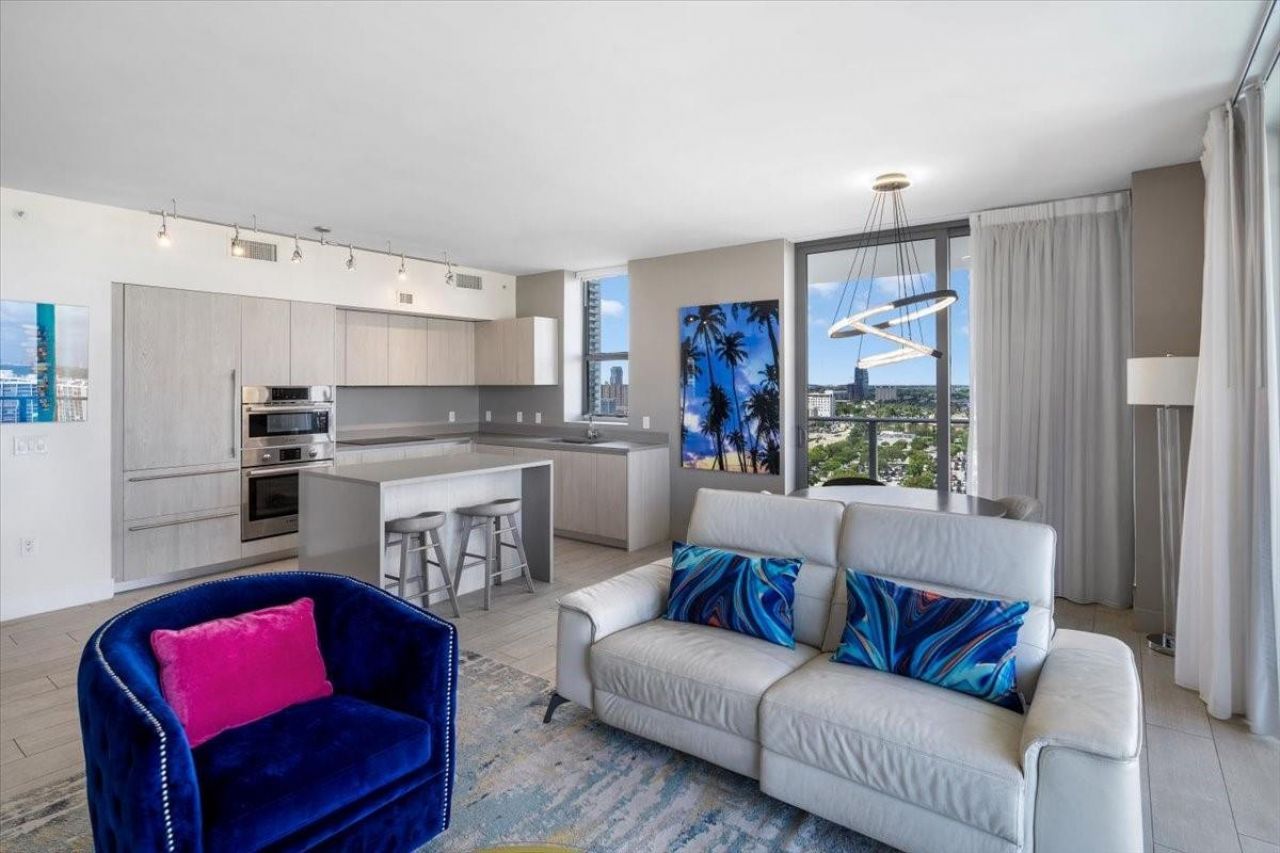 4010 S Ocean Drive, Unit R1102, Hollywood, FL 33019 Photo