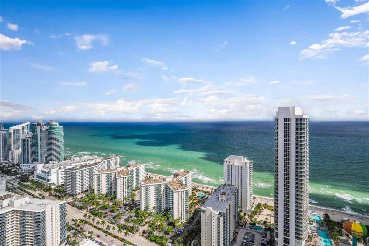 4010 S Ocean Drive, Unit R1102, Hollywood, FL 33019 Photo