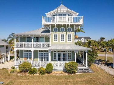 31 ISLAND COURT, TERRA CEIA, FL 34250