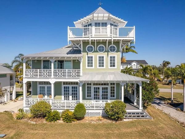 31 ISLAND COURT, TERRA CEIA, FL 34250