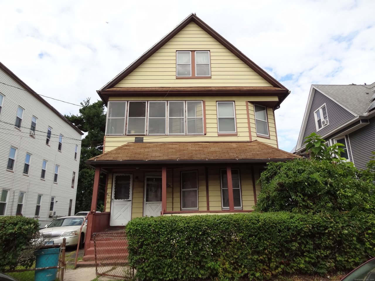 363-65 Carroll, Bridgeport, CT 06607 Main Photo