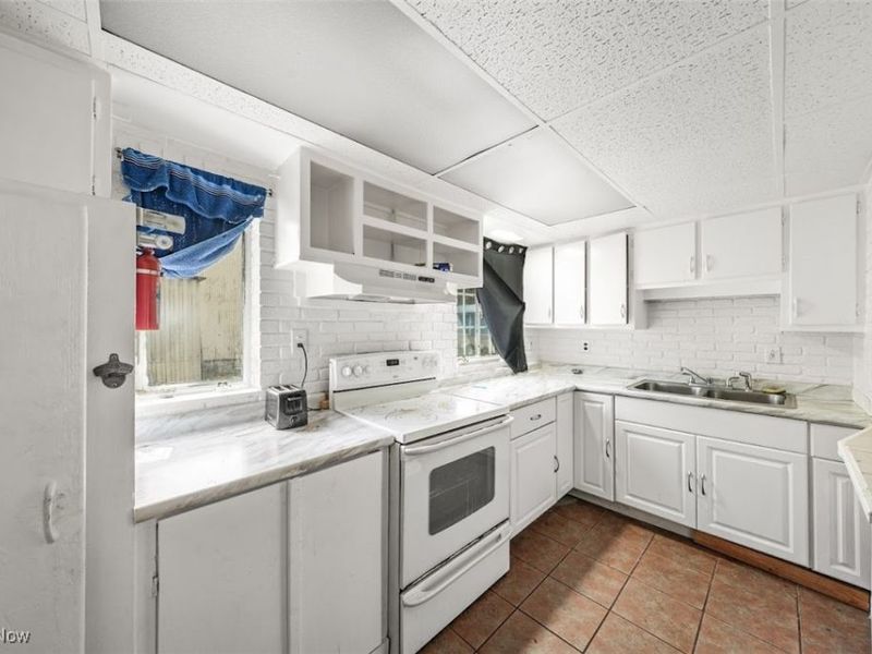 12234 Madison Road, Huntsburg, OH 44046 Photo 10