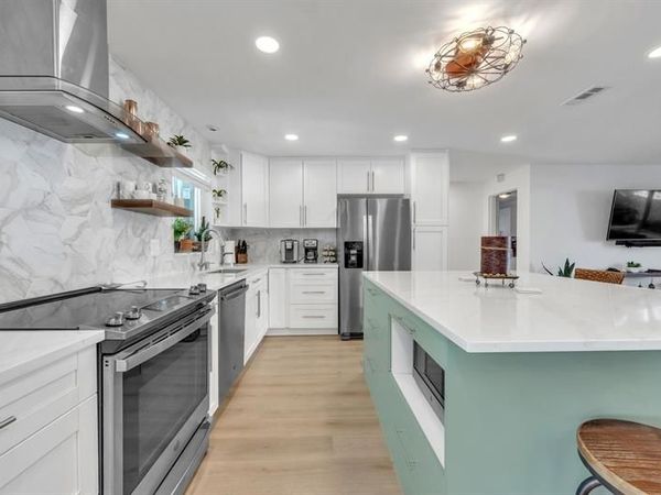 1611 SW 3rd Ave, Pompano Beach, FL 33060