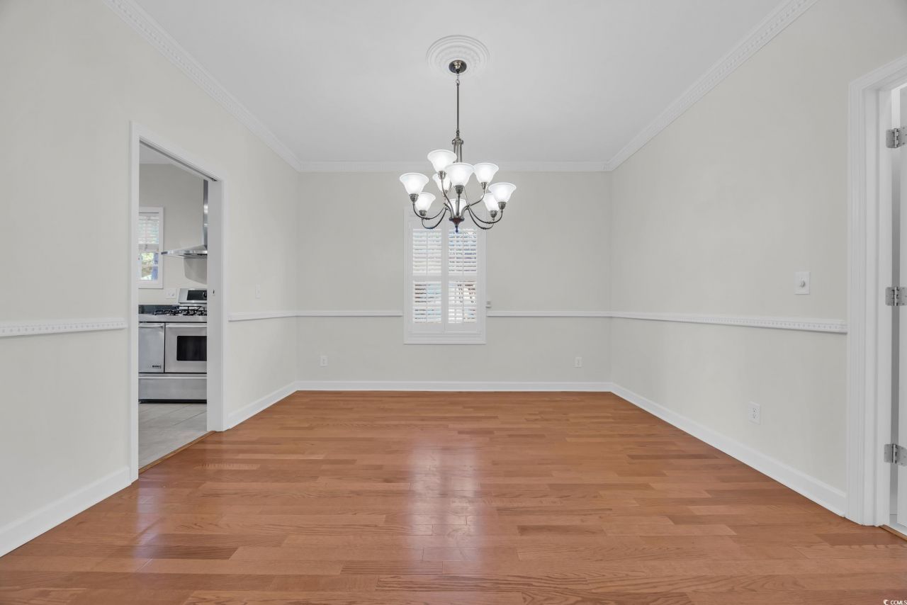 1501 Brighton Ln. Photo 7