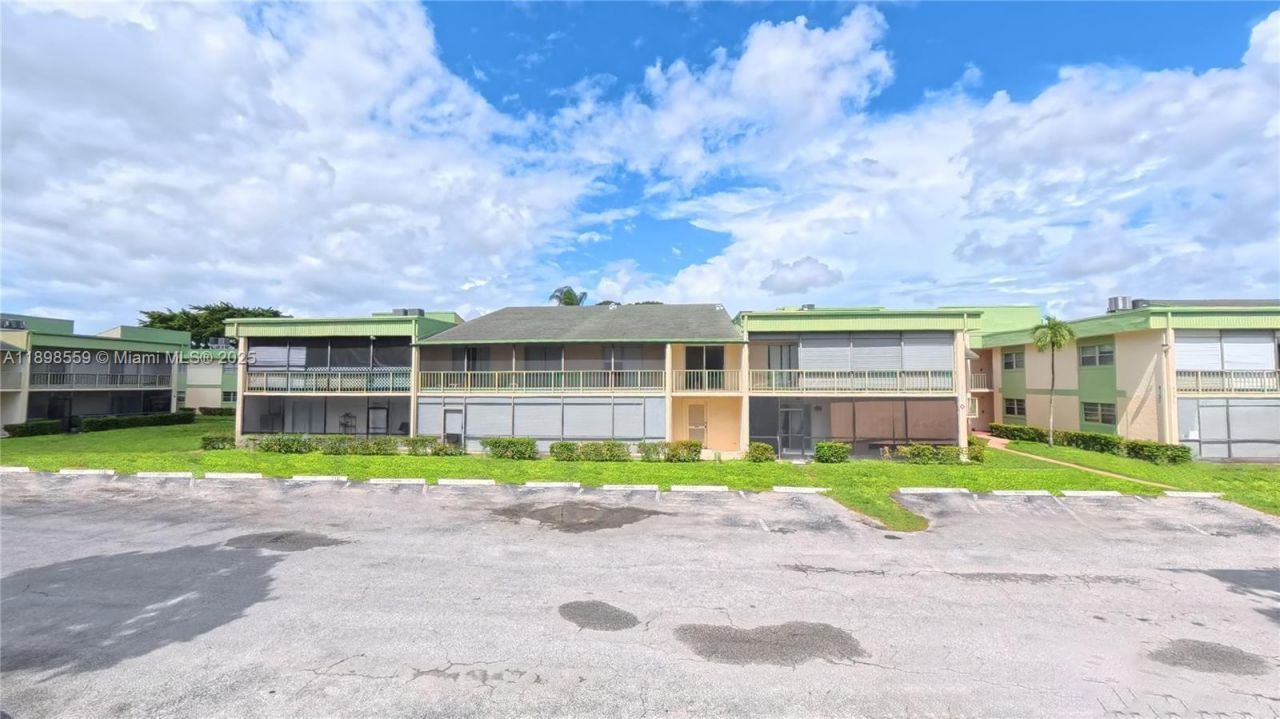 4135 NW 88th Ave, Unit 103, Coral Springs, FL 33065 Photo
