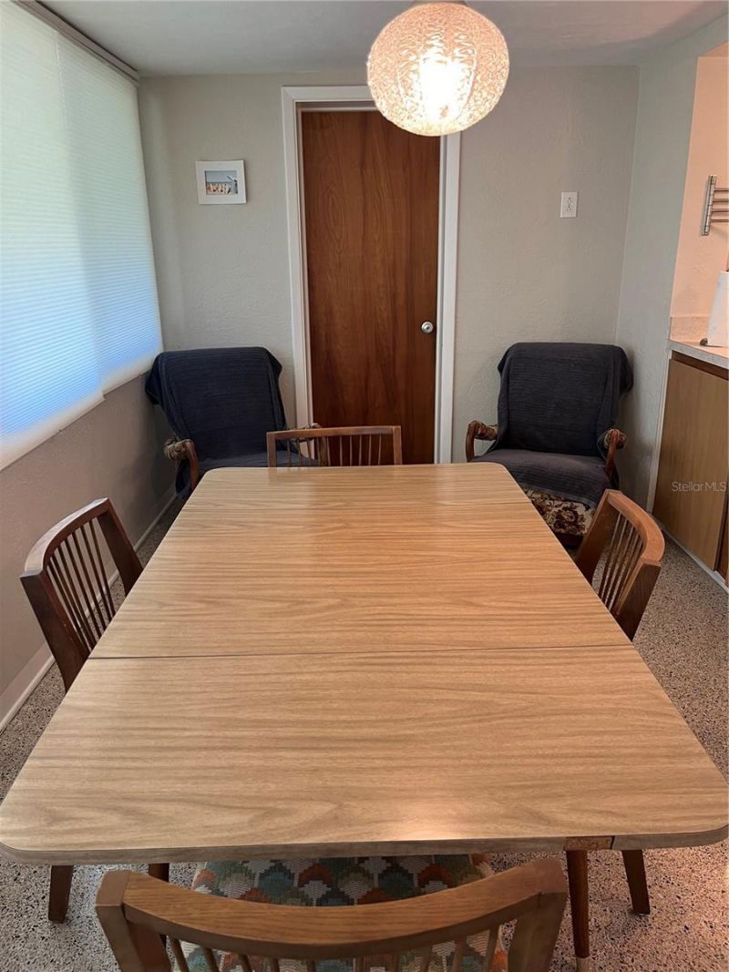 371 Granada Street, New Smyrna Beach, FL 32169 Photo