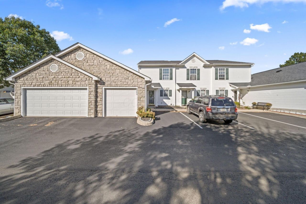 6772 Hamler Drive, Unit 25B, Canal Winchester, OH 43110 Main Photo