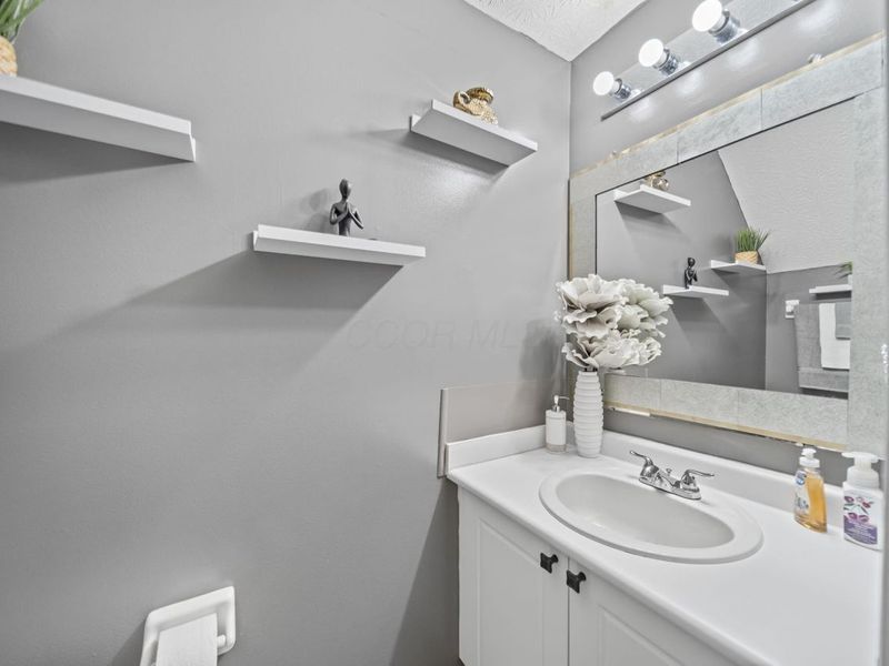 6772 Hamler Drive, Unit 25B, Canal Winchester, OH 43110 Photo 14