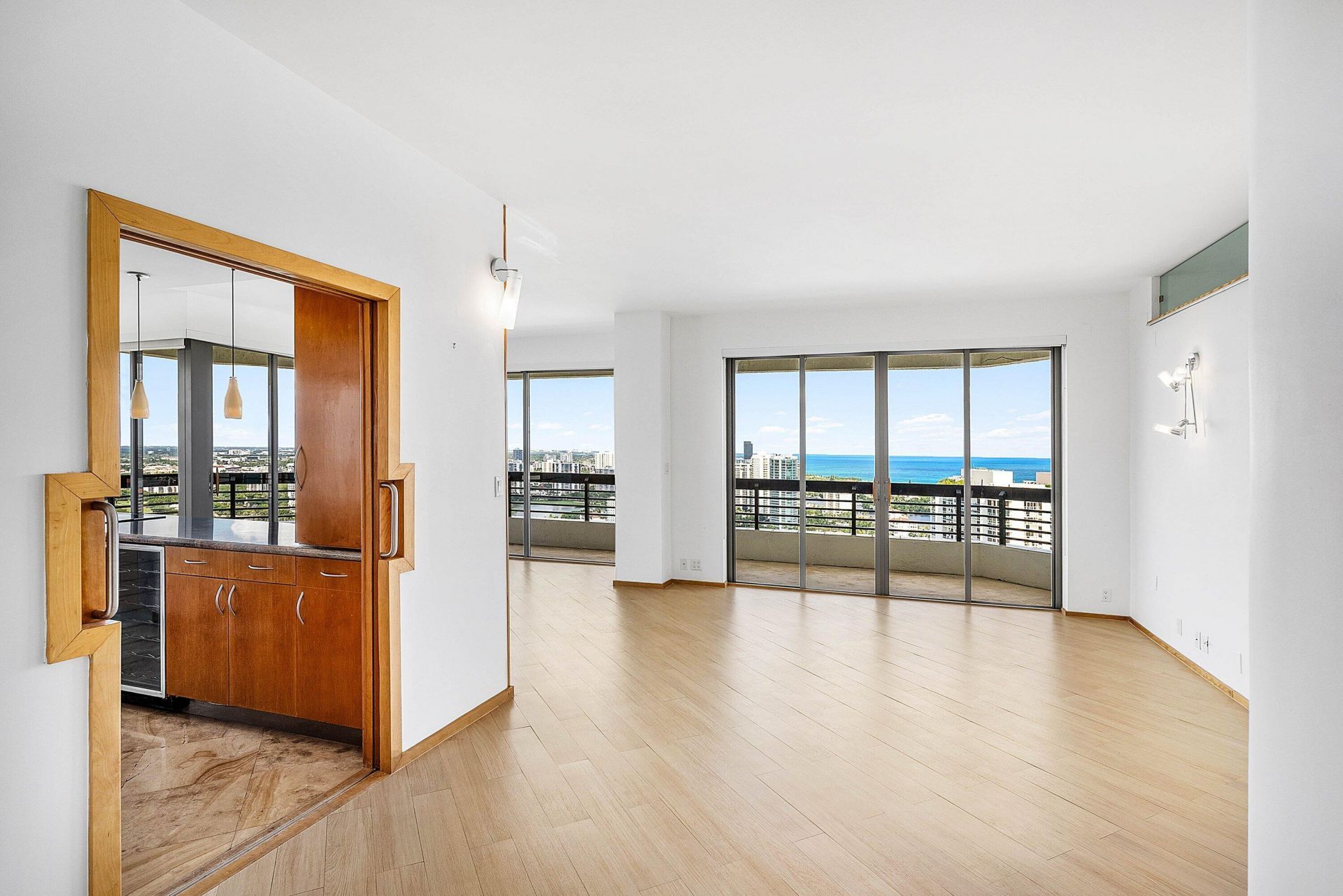 3500 Mystic Pointe Drive, Unit Ph4, Aventura, FL 33180 Photo