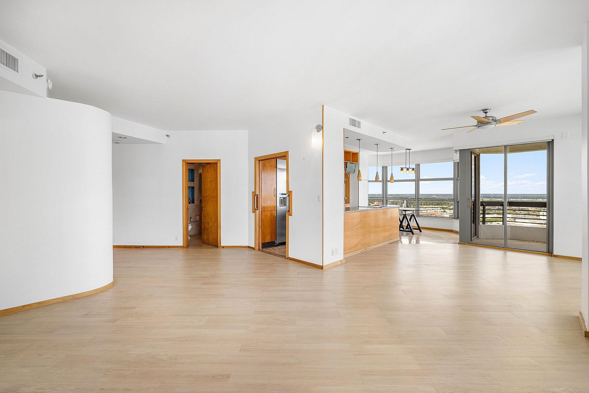 3500 Mystic Pointe Drive, Unit Ph4, Aventura, FL 33180 Photo