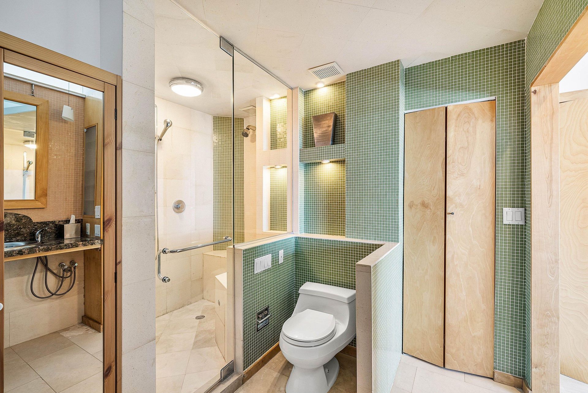 3500 Mystic Pointe Drive, Unit Ph4, Aventura, FL 33180 Photo