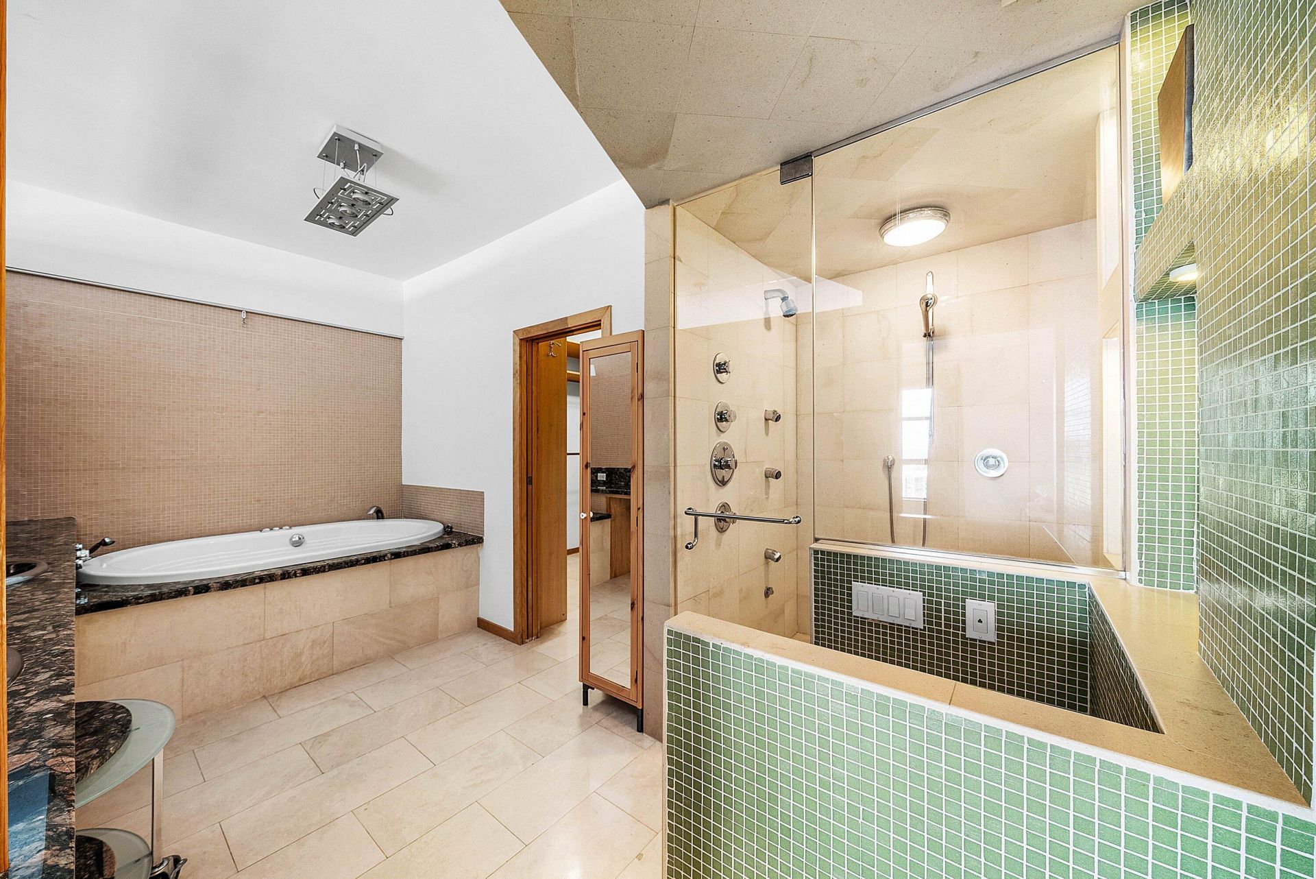 3500 Mystic Pointe Drive, Unit Ph4, Aventura, FL 33180 Photo