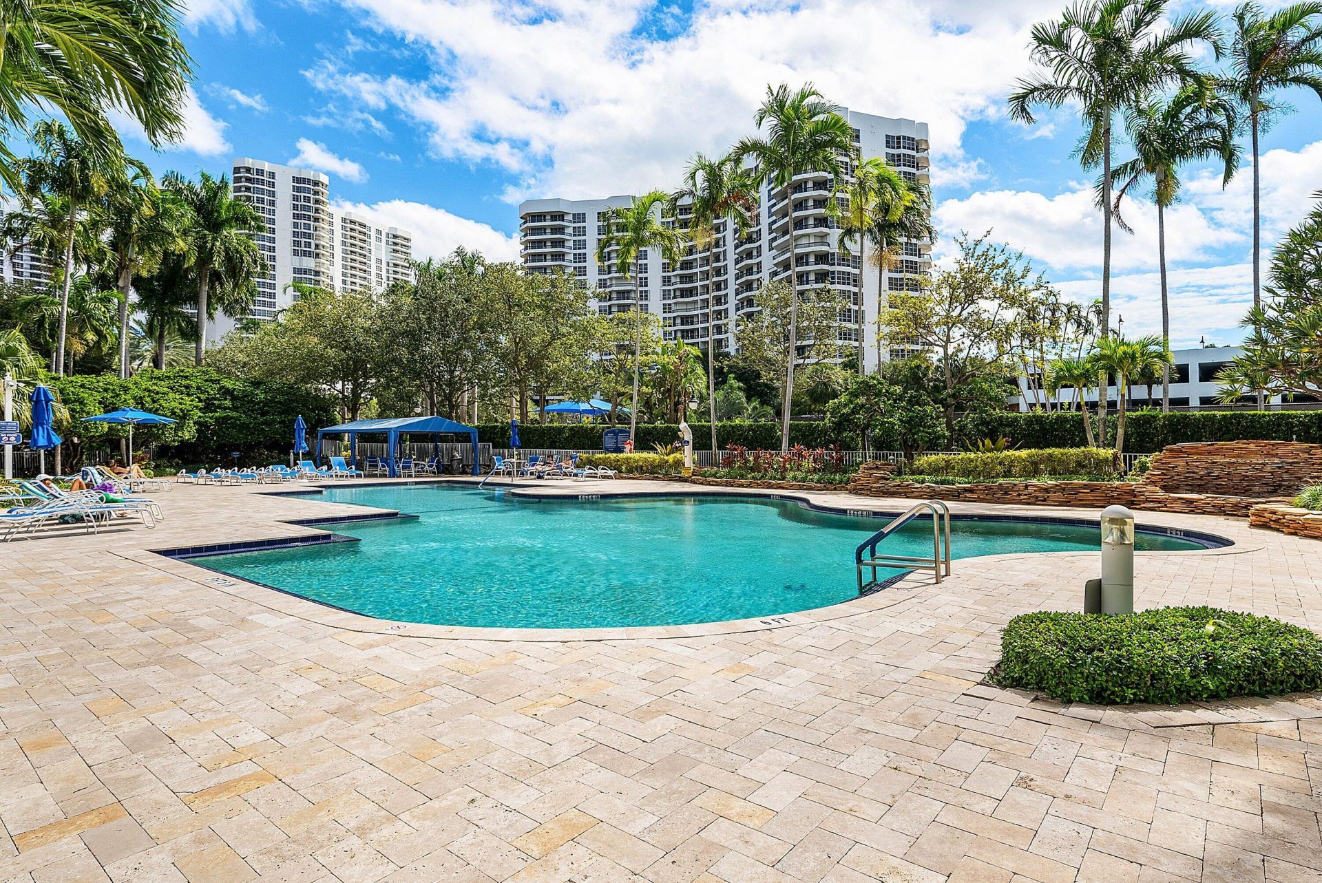 3500 Mystic Pointe Drive, Unit Ph4, Aventura, FL 33180 Photo