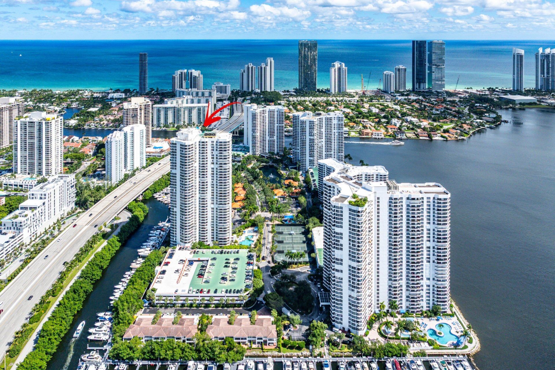 3500 Mystic Pointe Drive, Unit Ph4, Aventura, FL 33180 Photo