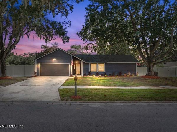 6695 ARROWROOT Drive, Jacksonville, FL 32244