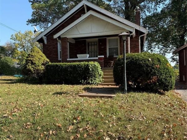 8312 Carl Avenue, Jennings, MO 63136