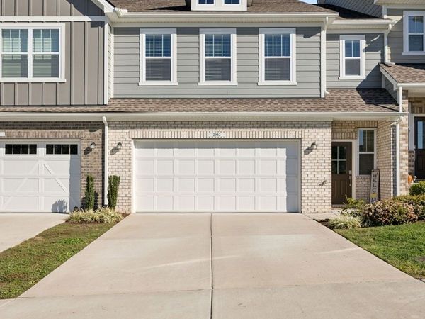 2042 Township Dr, Franklin, TN 37064