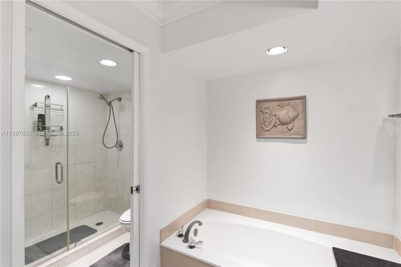 19101 NE 36th Ct, Unit 2109, Aventura, FL 33180 Photo