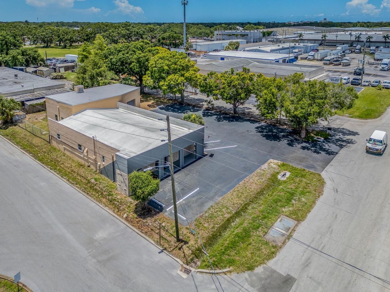 2051 Range Road, Clearwater, FL 33765 Photo