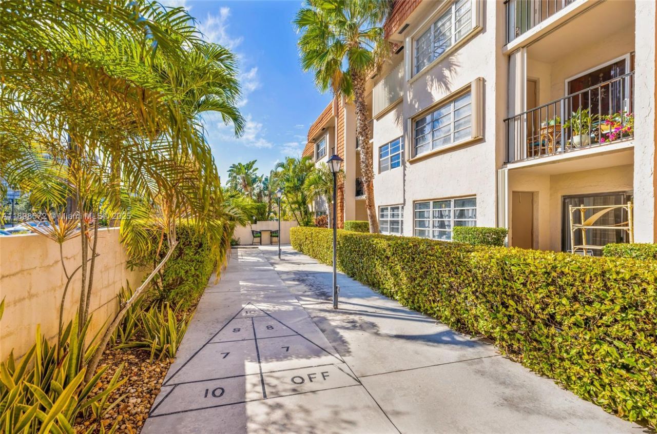 4143 N Ocean Blvd, Unit 104, Fort Lauderdale, FL 33308 Photo