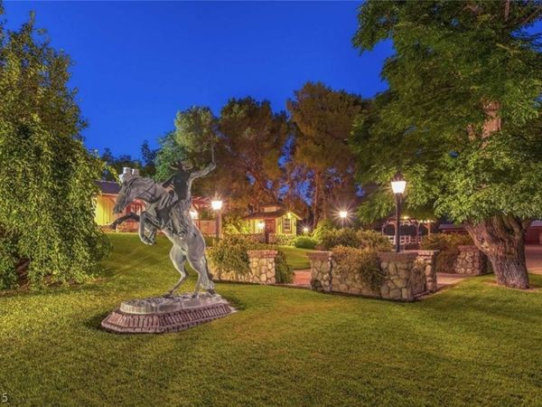 8213 Rancho Destino Road, Las Vegas, NV 89123