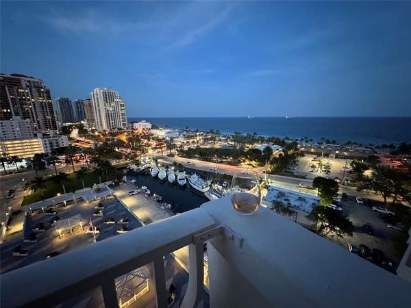 1 Las Olas Circle, Unit 1415, Fort Lauderdale, FL 33316