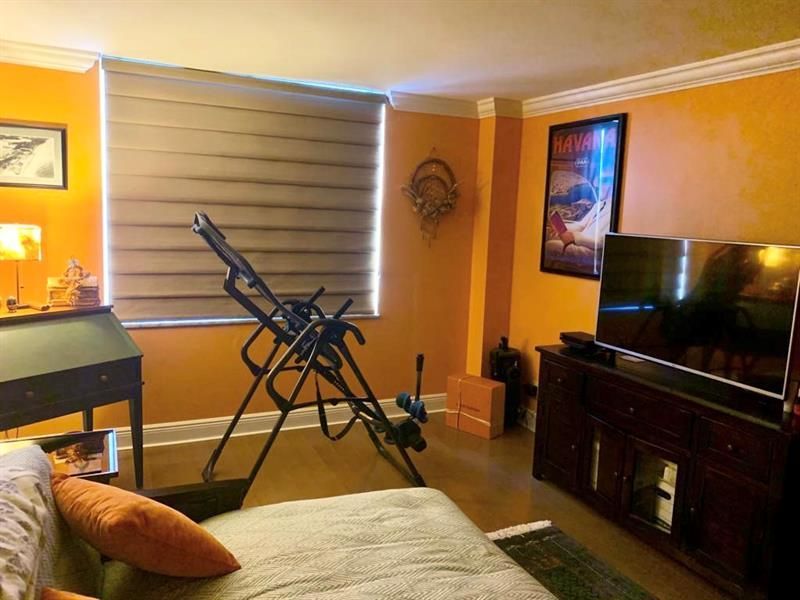 1 Las Olas Circle, Unit 1415, Fort Lauderdale, FL 33316 Photo