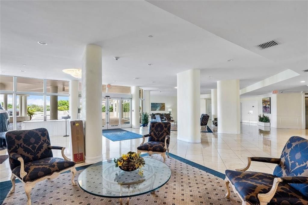 1 Las Olas Circle, Unit 1415, Fort Lauderdale, FL 33316 Photo